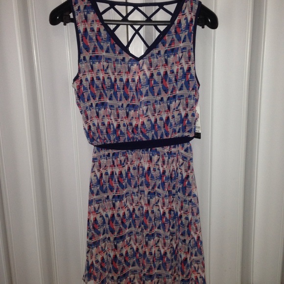 NOT FOR SALE RN! DONT BUY 🎁🎉HP🎉🎁 BCX dress from Macy's! - Picture 4 of 7